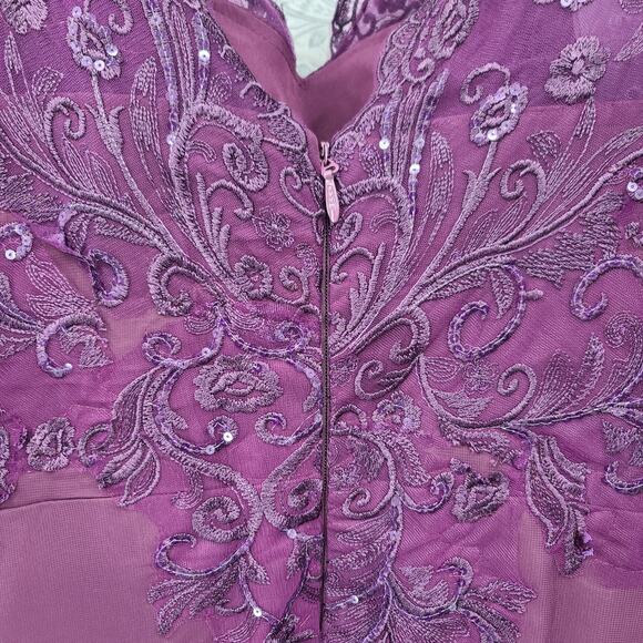Mother of the Bride Asymmetrical formal Gown Embroidered floral bodice Size 16W - Picture 7 of 16